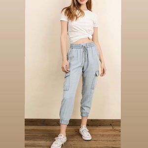 NWT denim cropped cargo joggers